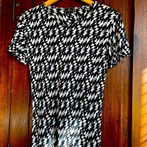 FENDI Vintage Avant Garde Monogram V-neck T-shirt (Black/White/Gray)